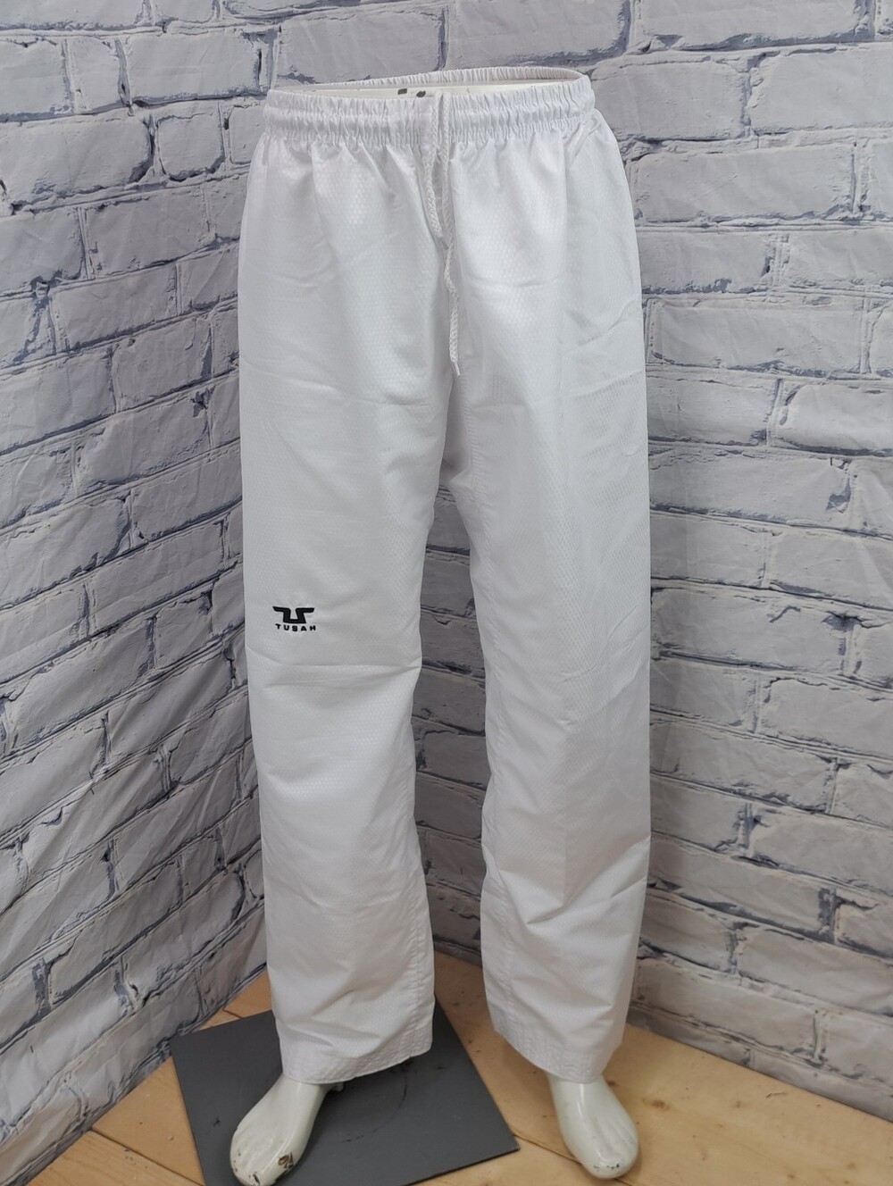 Tusah Mens World Taekwondo Martial Arts Full Uniform Ez-Fit Lite Canada 5 190cm - Picture 9 of 16
